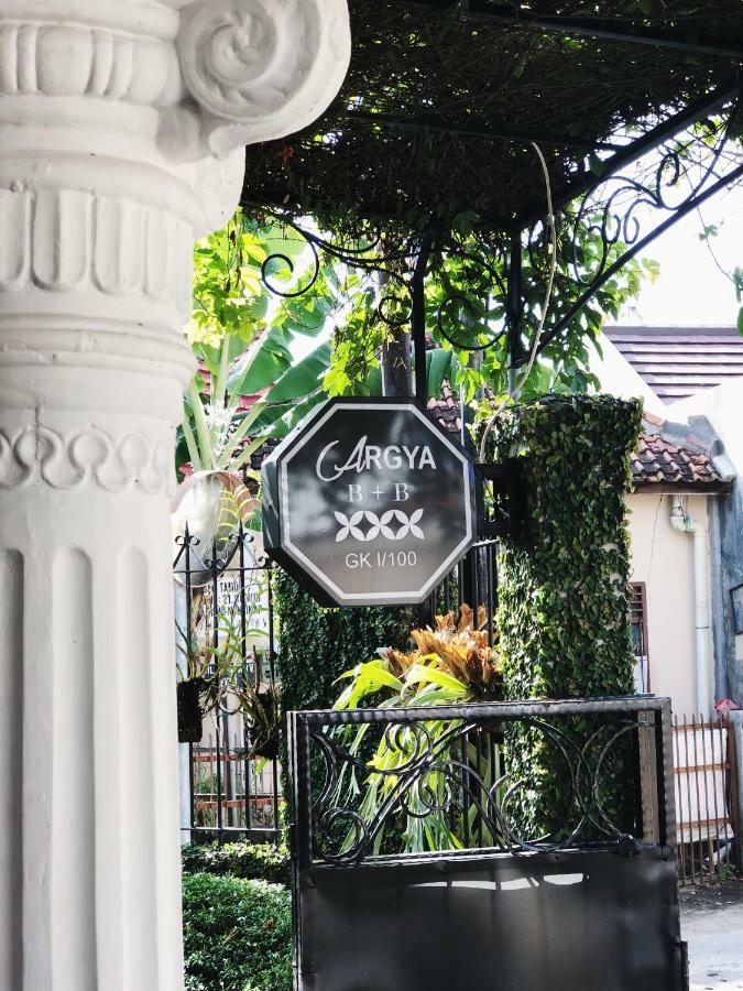 Argya Guesthouse Jogyakarta Zewnętrze zdjęcie